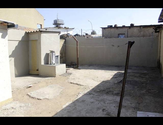 2 BEDROOM PROPERTY TO RENT IN MEADOWLANDS